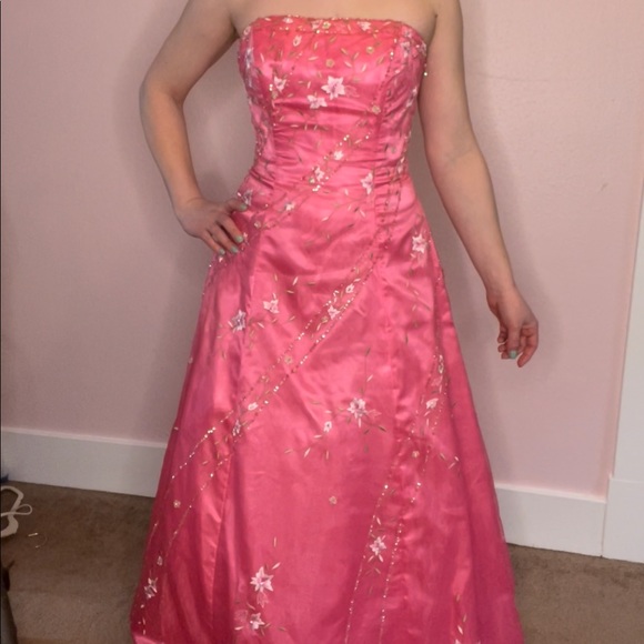 Alyce Strapless Prom Dress - Picture 2 of 12